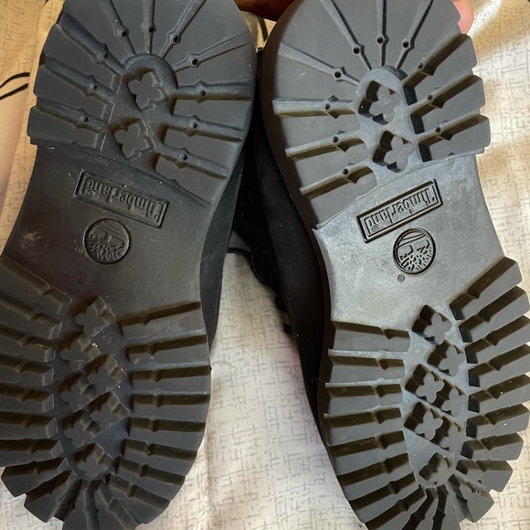 Timberland Boots - Picture 3 of 8